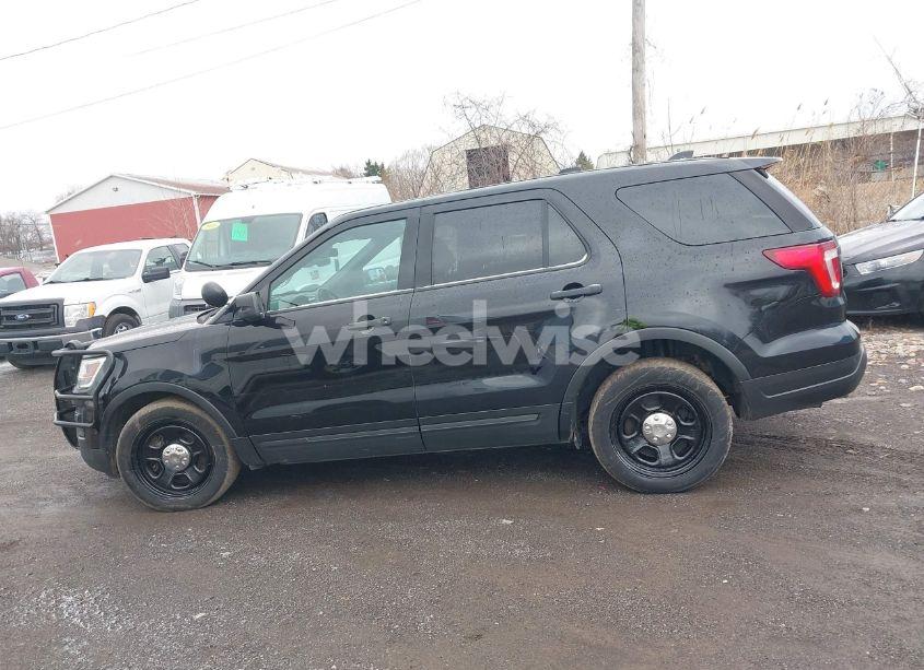 Photo 14 of 2019 Ford Police INTERCEPTOR (VIN 1FM5K8AR8KGB23661)