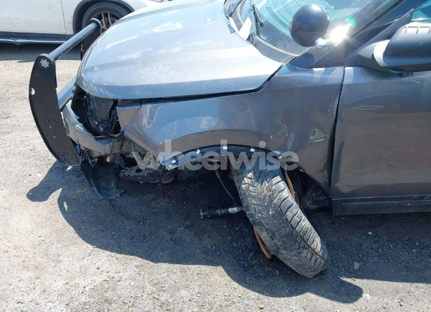 Photo 17 of 2019 Ford Police INTERCEPTOR (VIN 1FM5K8AR8KGB50147)