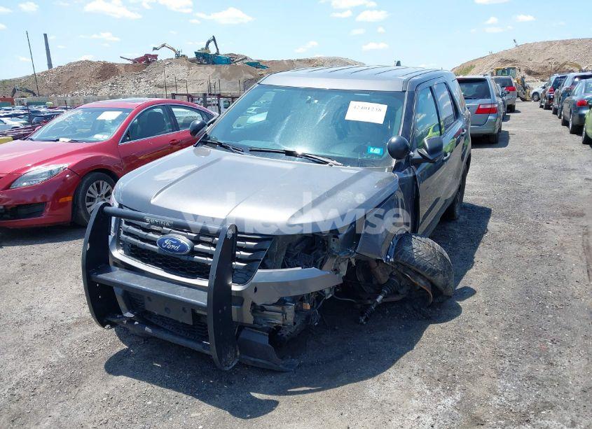 Photo 2 of 2019 Ford Police INTERCEPTOR (VIN 1FM5K8AR8KGB50147)