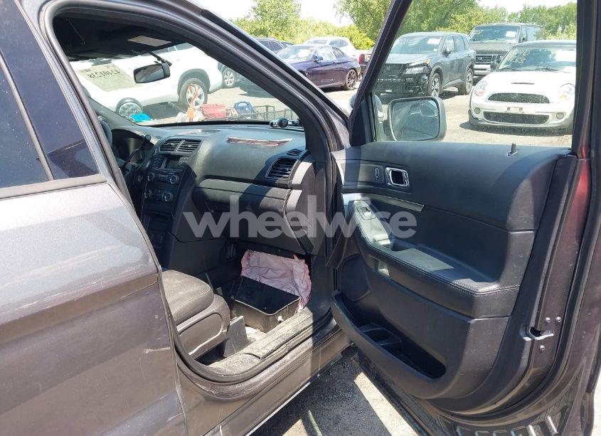 Photo 5 of 2019 Ford Police INTERCEPTOR (VIN 1FM5K8AR8KGB50147)