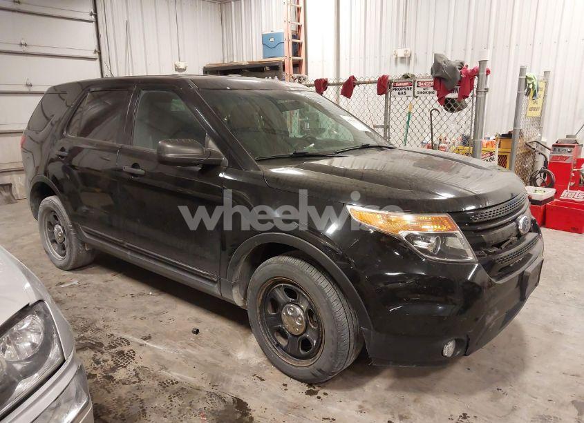 2015 Ford Police INTERCEPTOR (VIN 1FM5K8AR9FGC26867) main photo