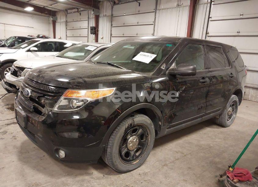 Photo 2 of 2015 Ford Police INTERCEPTOR (VIN 1FM5K8AR9FGC26867)