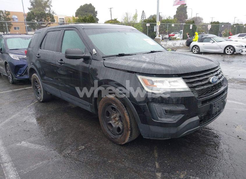 2017 Ford Police INTERCEPTOR (VIN 1FM5K8AR9HGB40901) main photo