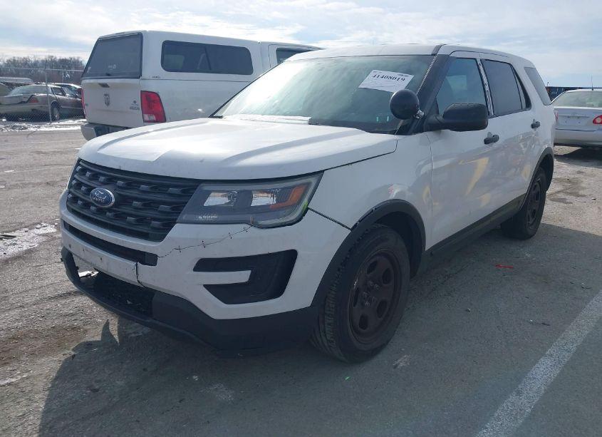 Photo 2 of 2017 Ford Police INTERCEPTOR (VIN 1FM5K8AR9HGC57104)