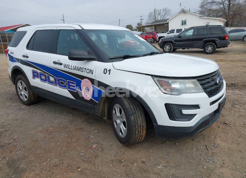 2017 Ford Police INTERCEPTOR (VIN 1FM5K8AR9HGD93331) main photo