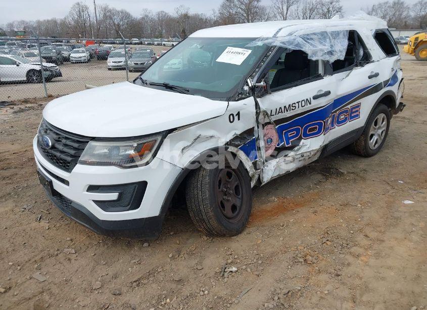 Photo 2 of 2017 Ford Police INTERCEPTOR (VIN 1FM5K8AR9HGD93331)