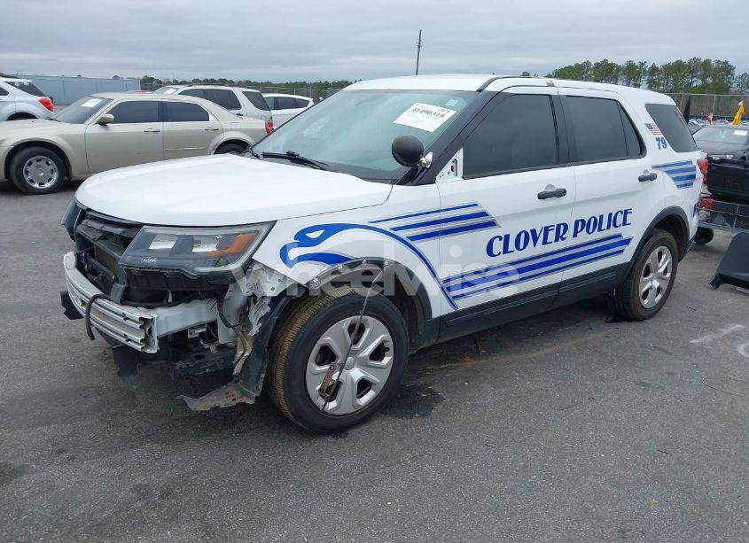 Photo 2 of 2018 Ford Police INTERCEPTOR (VIN 1FM5K8AR9JGC94952)