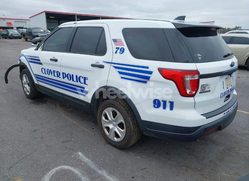 Photo 3 of 2018 Ford Police INTERCEPTOR (VIN 1FM5K8AR9JGC94952)