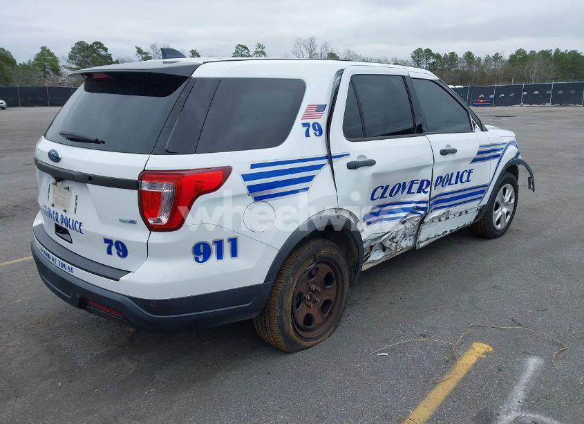 Photo 4 of 2018 Ford Police INTERCEPTOR (VIN 1FM5K8AR9JGC94952)