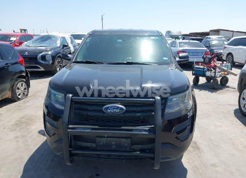 Photo 12 of 2019 Ford Police INTERCEPTOR (VIN 1FM5K8AR9KGA62563)