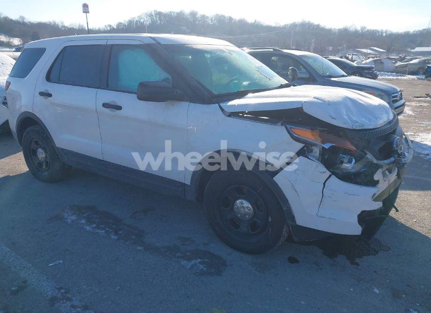 2014 Ford Police INTERCEPTOR (VIN 1FM5K8ARXEGA33593) main photo