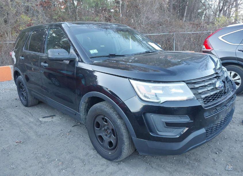 2017 Ford Utility POLICE INTERCEPTOR (VIN 1FM5K8ARXHGA24378) main photo