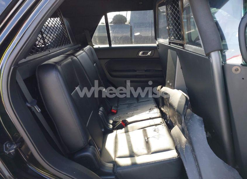 Photo 8 of 2017 Ford Police INTERCEPTOR (VIN 1FM5K8ARXHGB15960)