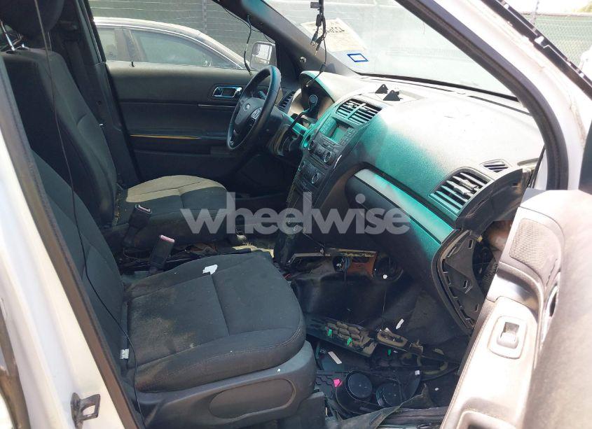 Photo 5 of 2017 Ford Police INTERCEPTOR (VIN 1FM5K8ARXHGB40700)