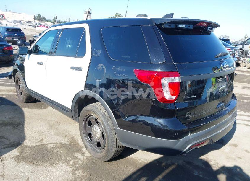 Photo 3 of 2017 Ford Police INTERCEPTOR (VIN 1FM5K8ARXHGC34771)
