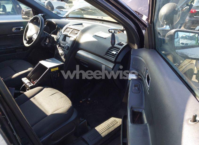 Photo 5 of 2017 Ford Police INTERCEPTOR (VIN 1FM5K8ARXHGC34771)