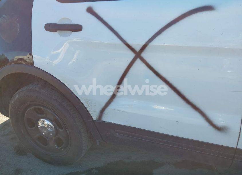 Photo 6 of 2017 Ford Police INTERCEPTOR (VIN 1FM5K8ARXHGC34771)