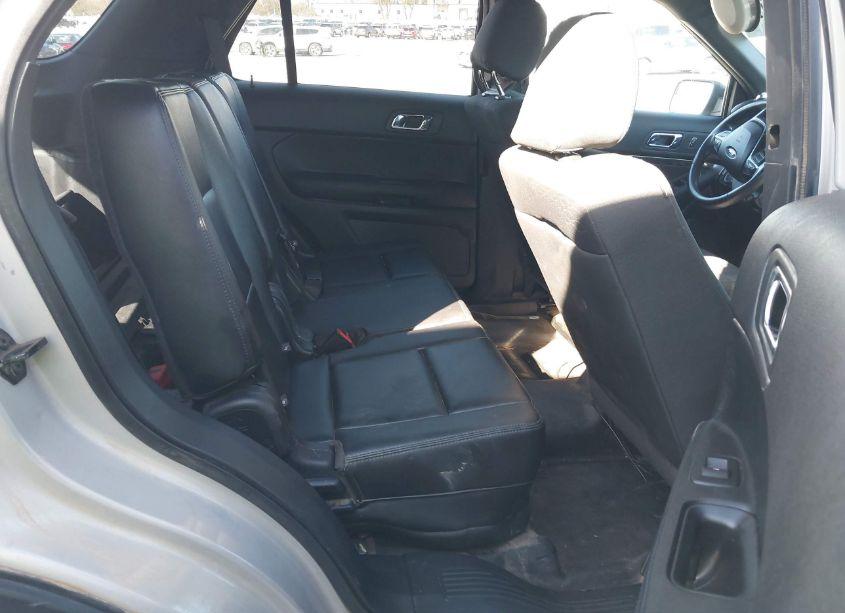 Photo 8 of 2017 Ford Utility POLICE INTERCEPTOR (VIN 1FM5K8ARXHGC57743)