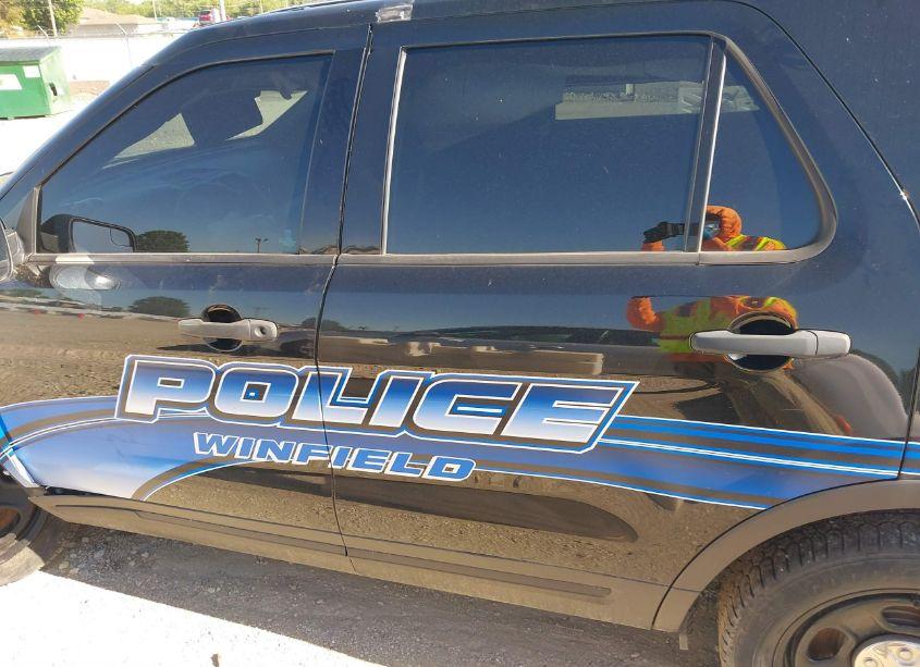 Photo 13 of 2018 Ford Police INTERCEPTOR UTILITY (VIN 1FM5K8ARXJGA37167)