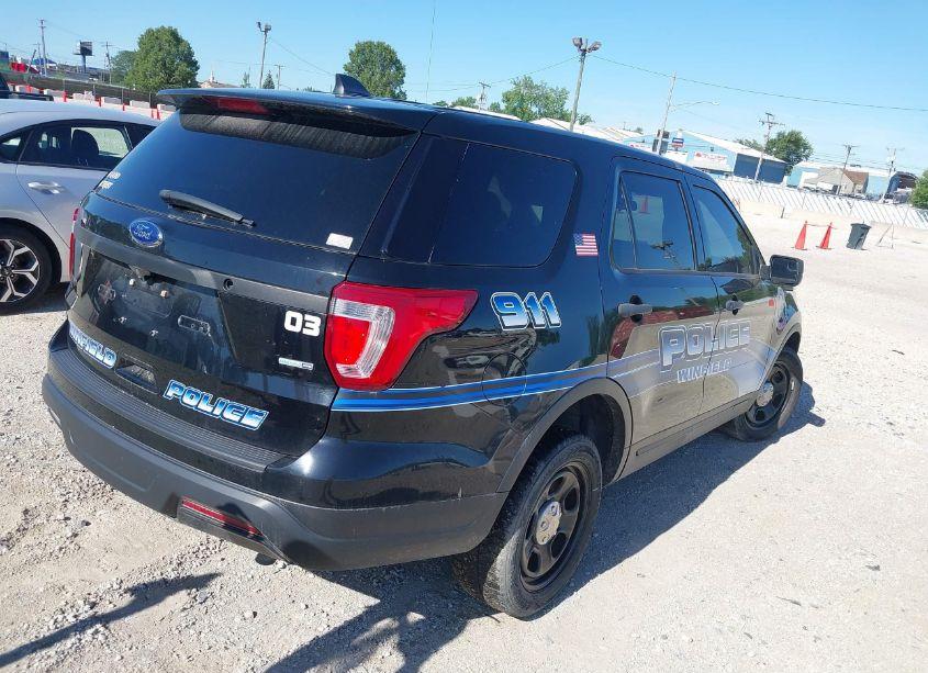 Photo 4 of 2018 Ford Police INTERCEPTOR UTILITY (VIN 1FM5K8ARXJGA37167)