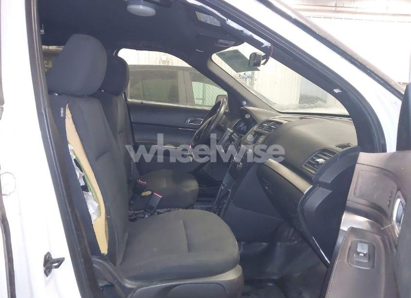 Photo 5 of 2018 Ford Police INTERCEPTOR UTILITY (VIN 1FM5K8ARXJGB34689)