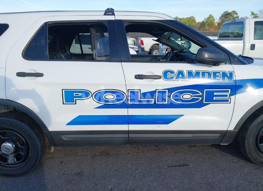 Photo 20 of 2018 Ford Police INTERCEPTOR (VIN 1FM5K8ARXJGC75990)