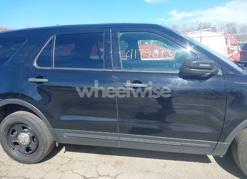 Photo 13 of 2018 Ford Police INTERCEPTOR (VIN 1FM5K8ARXJGC95317)