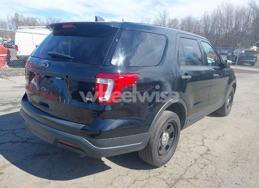 Photo 4 of 2018 Ford Police INTERCEPTOR (VIN 1FM5K8ARXJGC95317)
