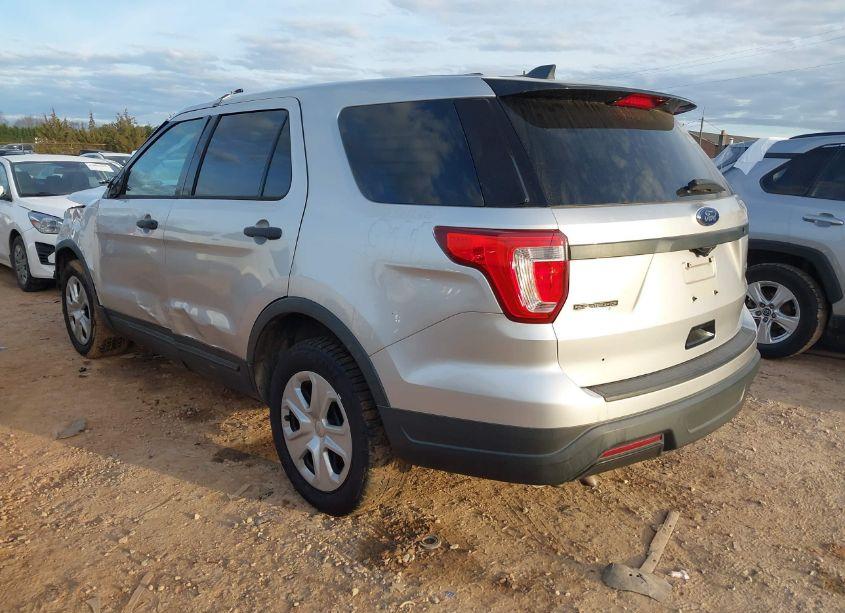 Photo 3 of 2018 Ford Police INTERCEPTOR (VIN 1FM5K8AT0JGA26626)