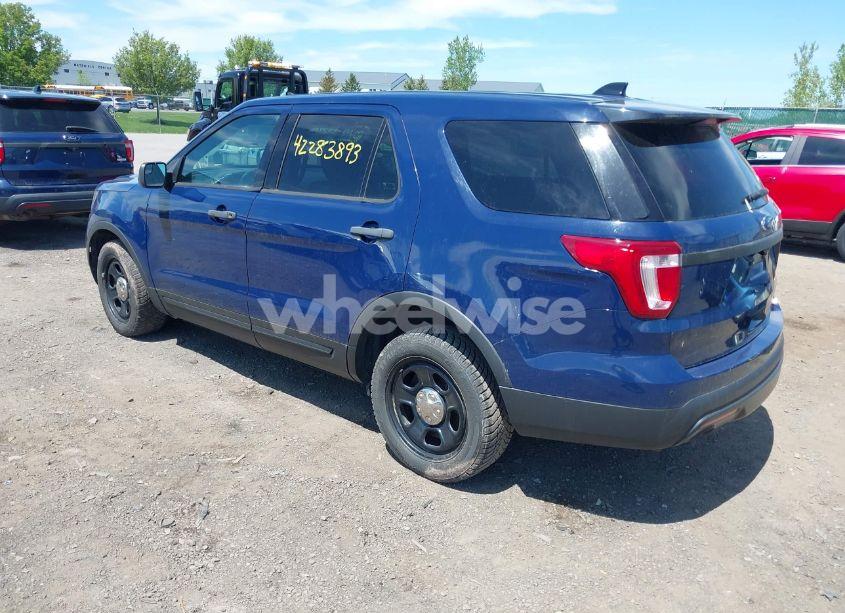 Photo 3 of 2017 Ford Police INTERCEPTOR (VIN 1FM5K8AT1HGC07504)