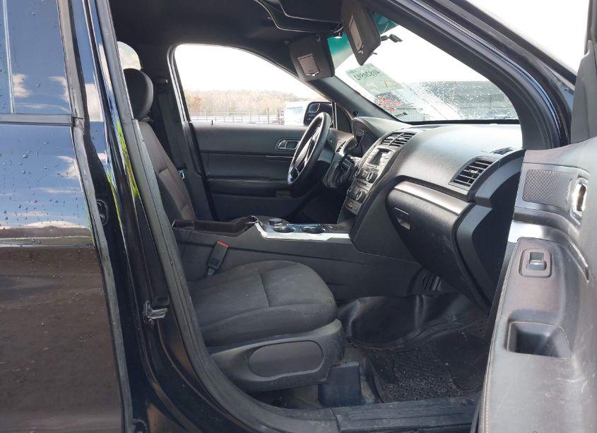 Photo 5 of 2016 Ford Utility POLICE INTERCEPTOR (VIN 1FM5K8AT2GGD32137)