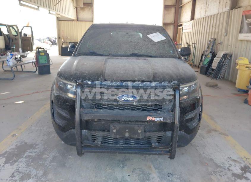 Photo 12 of 2018 Ford Police INTERCEPTOR (VIN 1FM5K8AT5JGB19089)