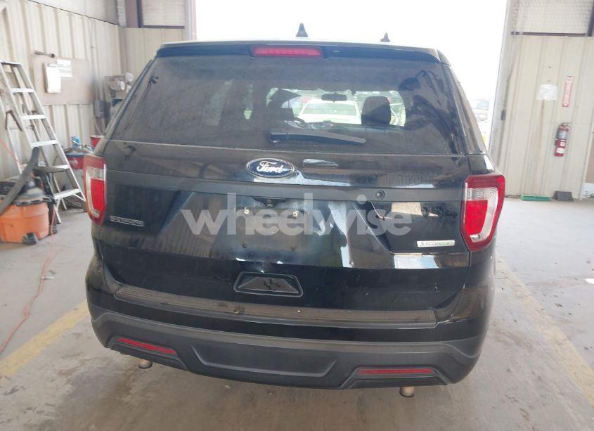 Photo 16 of 2018 Ford Police INTERCEPTOR (VIN 1FM5K8AT5JGB19089)