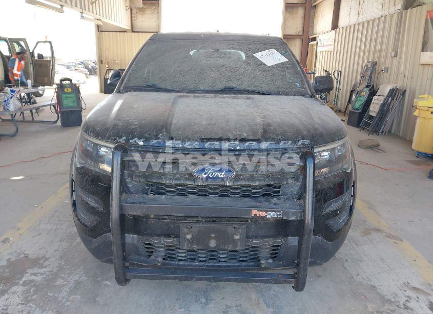Photo 6 of 2018 Ford Police INTERCEPTOR (VIN 1FM5K8AT5JGB19089)