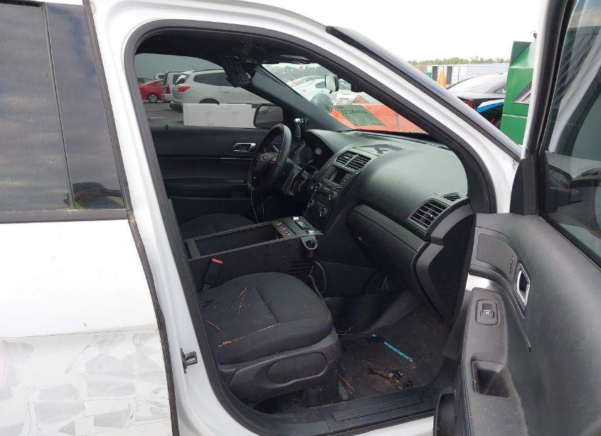 Photo 5 of 2017 Ford Utility POLICE INTERCEPTOR (VIN 1FM5K8AT7HGD14041)