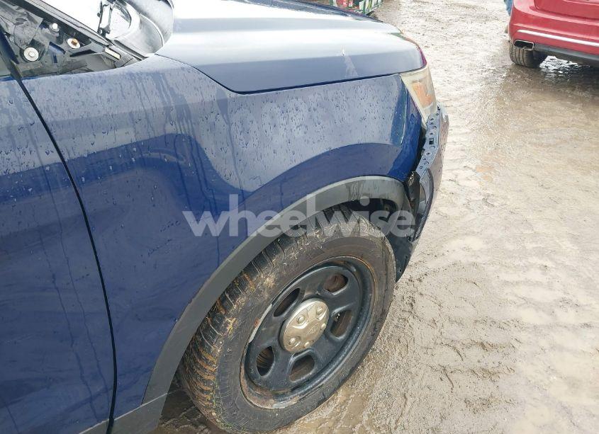 Photo 6 of 2017 Ford Explorer POLICE INTERCEPTOR (VIN 1FM5K8AT8HGC25644)