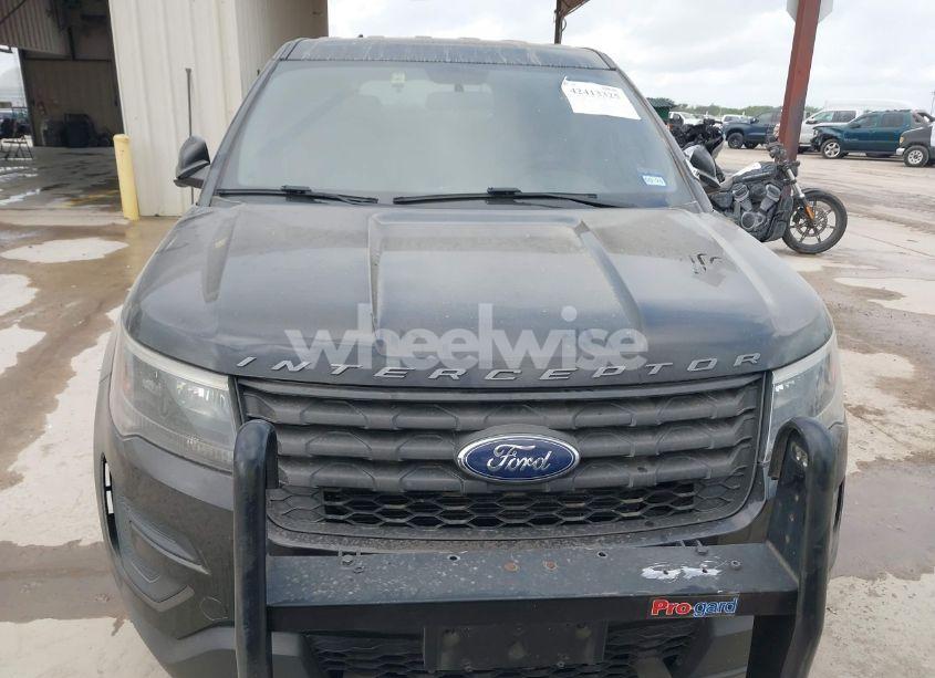 Photo 6 of 2019 Ford Police INTERCEPTOR (VIN 1FM5K8ATXKGB54891)