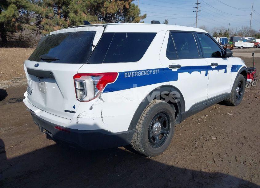 Photo 4 of 2020 Ford Police INTERCEPTOR (VIN 1FM5K8AW1LGA55582)