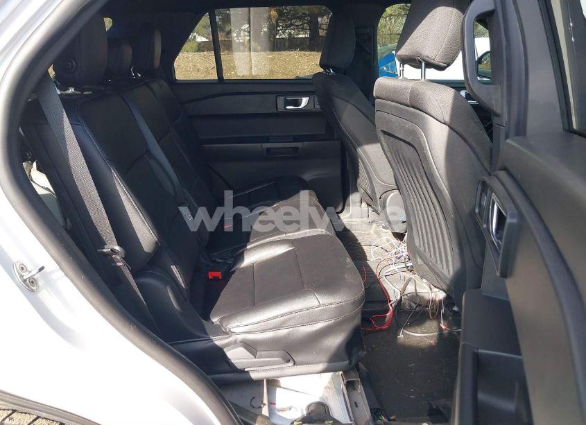 Photo 8 of 2020 Ford Police INTERCEPTOR (VIN 1FM5K8AW1LGA55582)