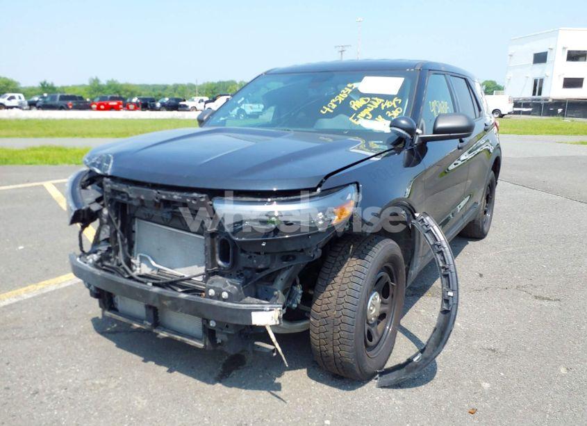 Photo 2 of 2022 Ford Police INTERCEPTOR (VIN 1FM5K8AW2NNA02047)