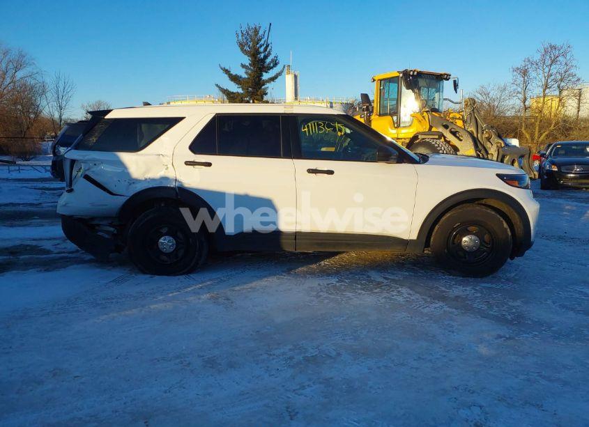 Photo 14 of 2021 Ford Police INTERCEPTOR UTILITY (VIN 1FM5K8AW3MNA20037)
