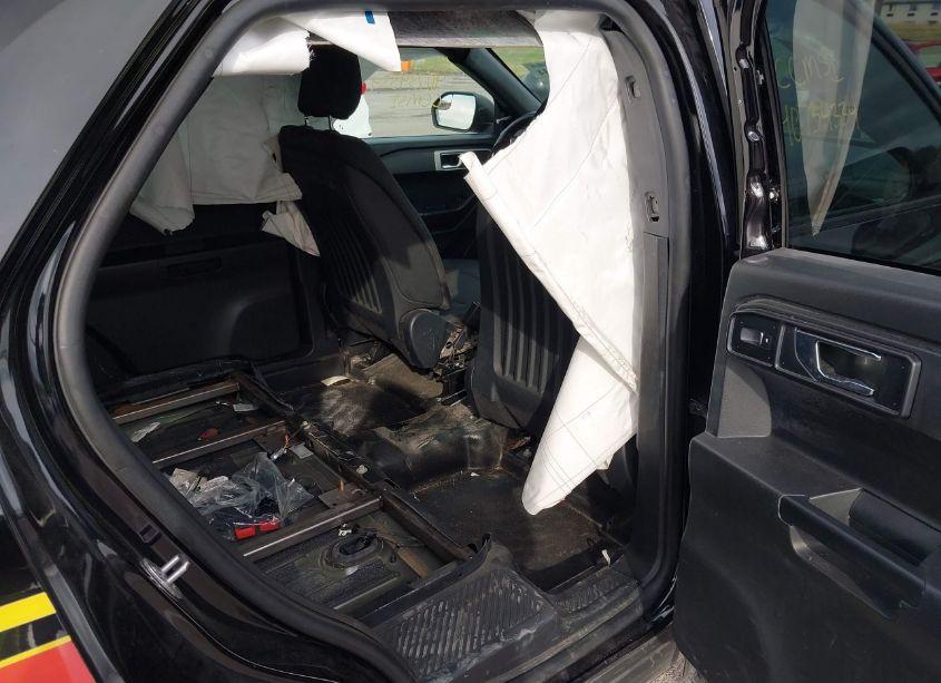 Photo 8 of 2020 Ford Police INTERCEPTOR UTILITY (VIN 1FM5K8AW4LGA95574)