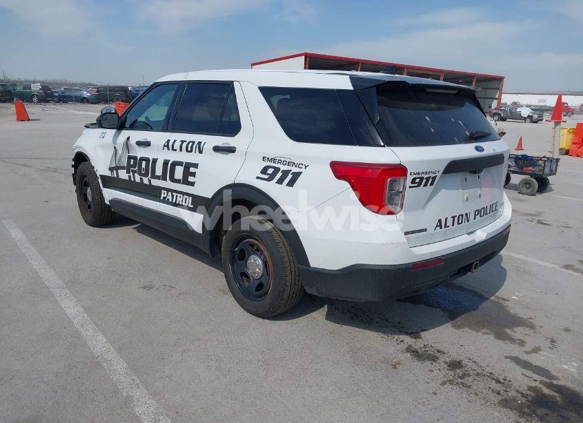 Photo 3 of 2020 Ford Police INTERCEPTOR (VIN 1FM5K8AW5LGC67871)