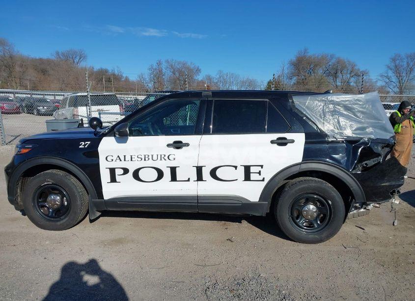 Photo 15 of 2020 Ford Police INTERCEPTOR UTILITY (VIN 1FM5K8AWXLGC99666)