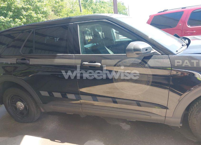 Photo 13 of 2020 Ford Police INTERCEPTOR (VIN 1FM5K8AWXLGD01979)