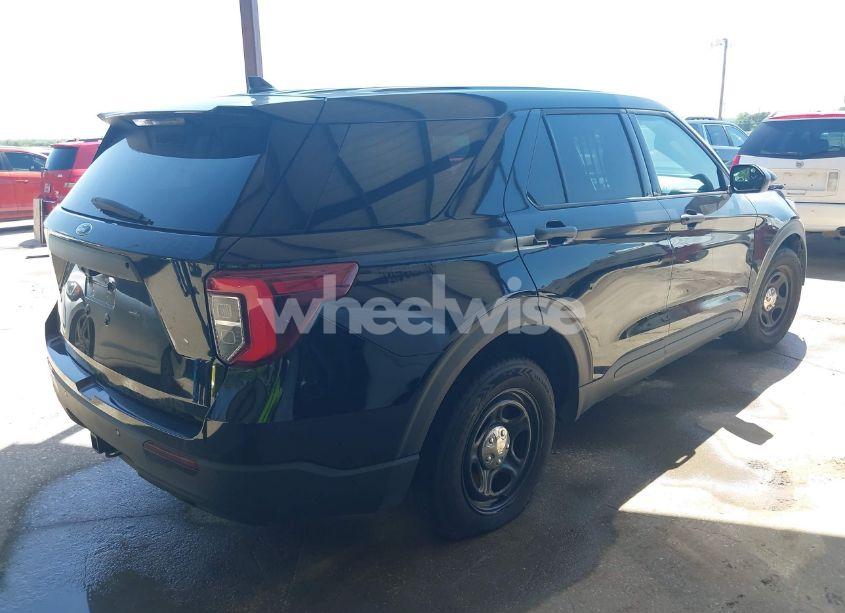 Photo 4 of 2020 Ford Police INTERCEPTOR (VIN 1FM5K8AWXLGD01979)