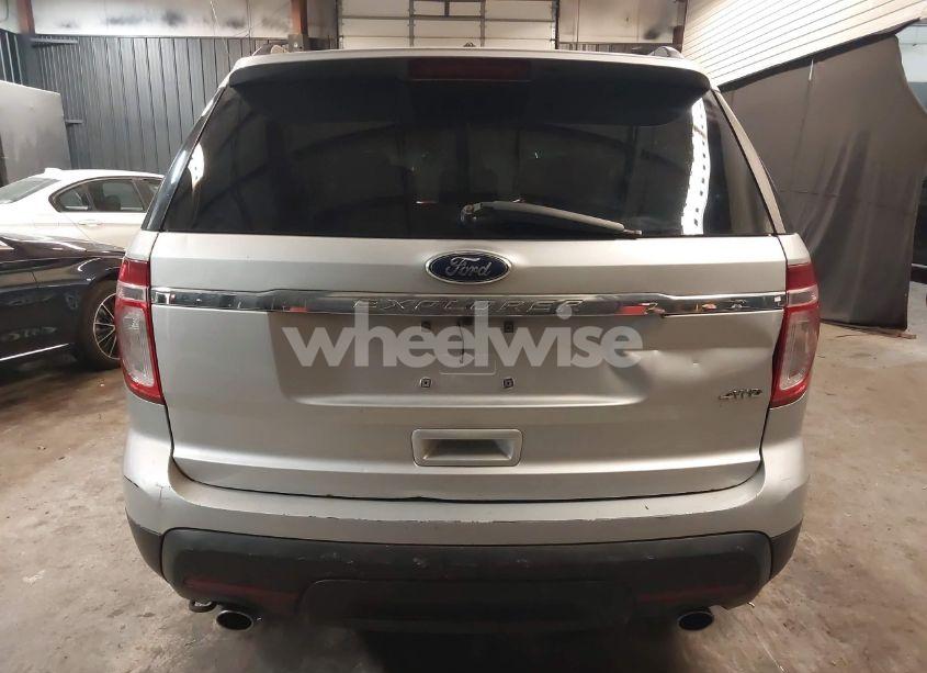 Photo 16 of 2014 Ford Explorer (VIN 1FM5K8B80EGB25611)