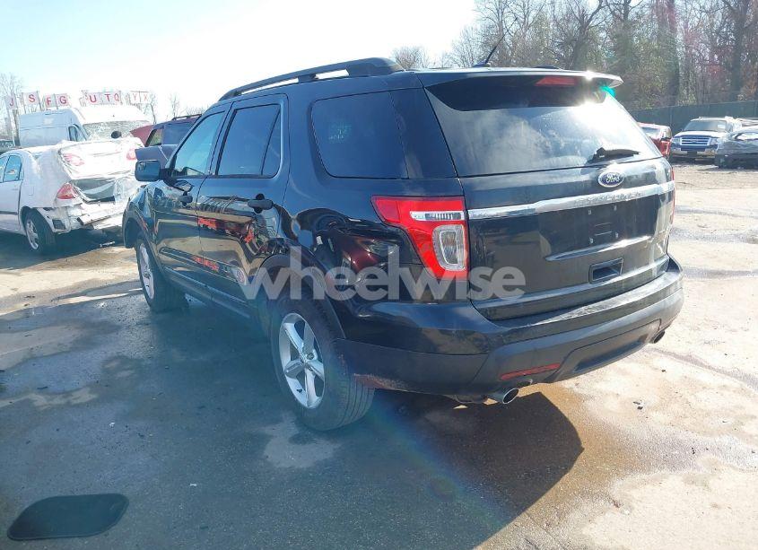 Photo 3 of 2013 Ford Explorer (VIN 1FM5K8B81DGA16248)