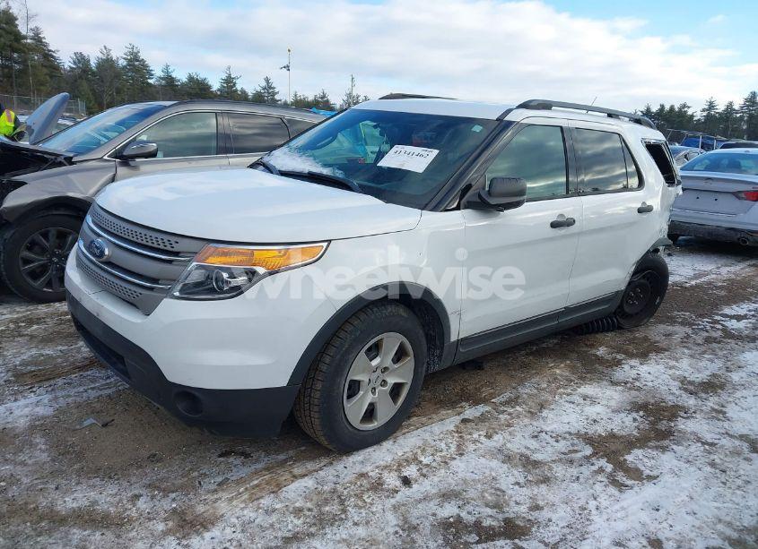 Photo 2 of 2013 Ford Explorer (VIN 1FM5K8B81DGC64015)