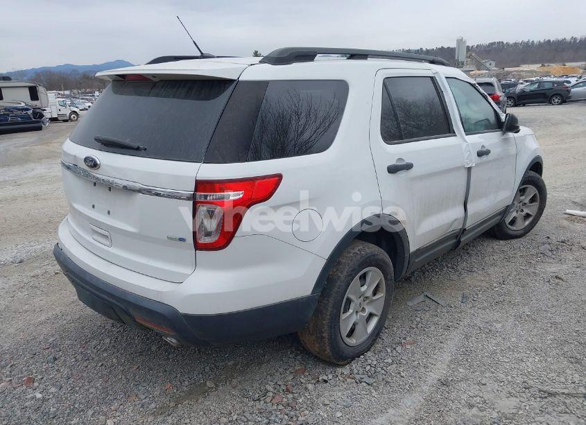 Photo 4 of 2014 Ford Explorer (VIN 1FM5K8B81EGC37754)